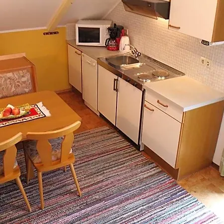 Kraker Hotel 3*